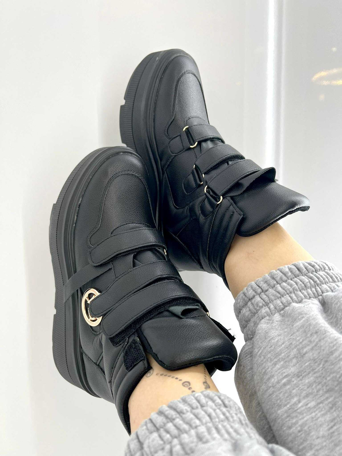B684 Buty Sneakersy Premium Damskie Wysoka Koturna Czarne
