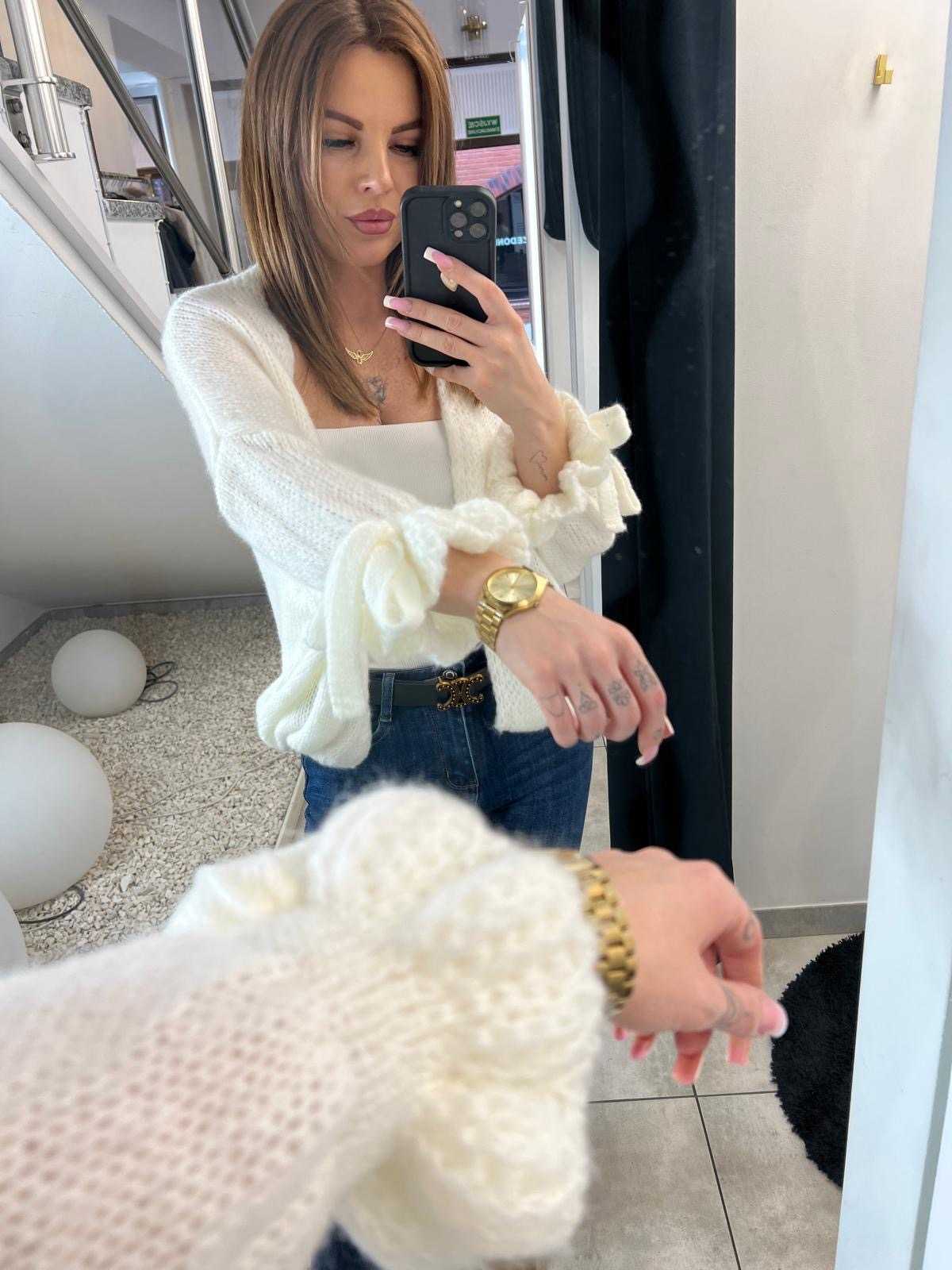 SW148 Sweter Kardigan Damski Oversize Rękawy Falbanki Biały