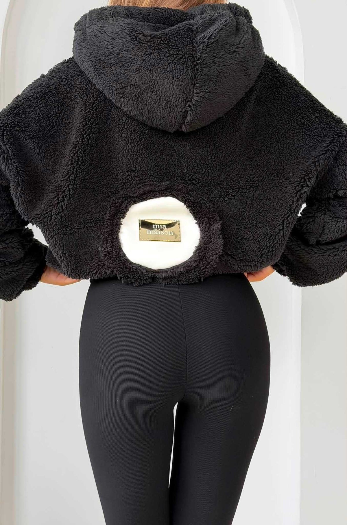 MM708 Spodnie Legginsy Damskie Mia Maison Prążek z Haftowanym Logo Czarne