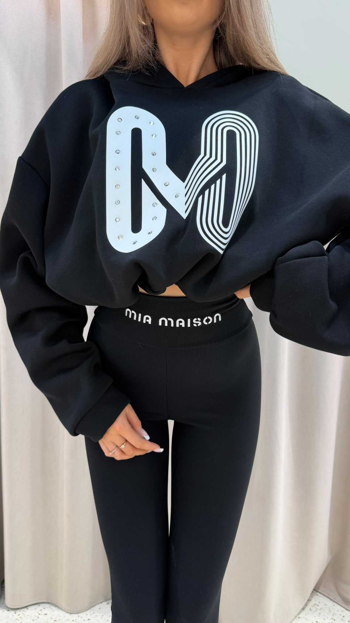 MM756 Dresowa Bluza Damska z Kapturem Mia Maison LOGO Czerwona