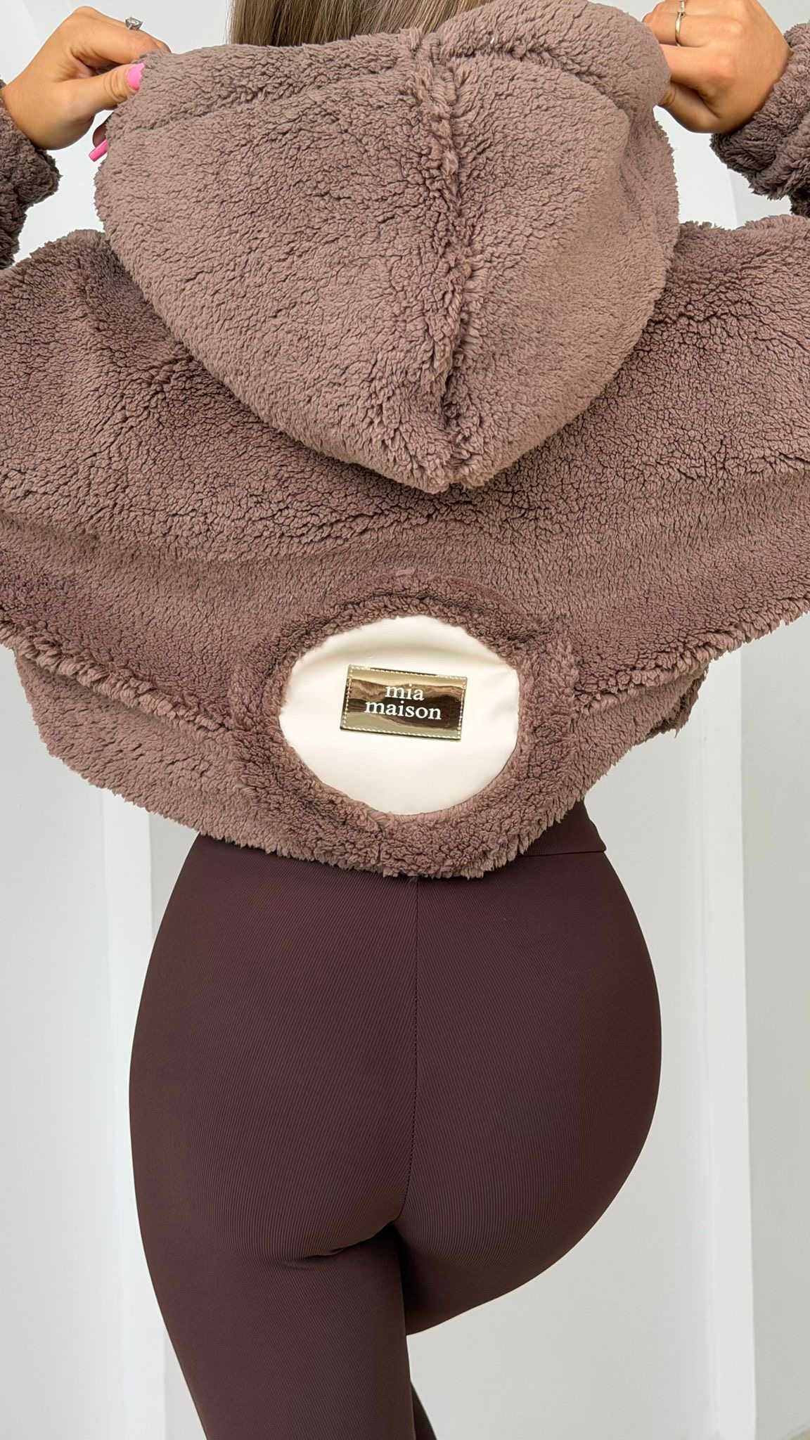 MM787 Bluza Damska na Zamek z Kapturem Teddy na Mia Maison Mleczna Czekolada