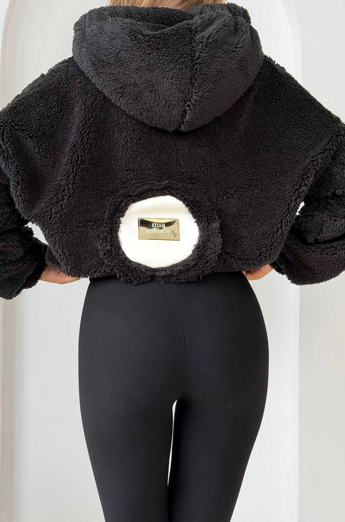 MM787 Bluza Damska na Zamek z Kapturem Teddy na Mia Maison Czarna
