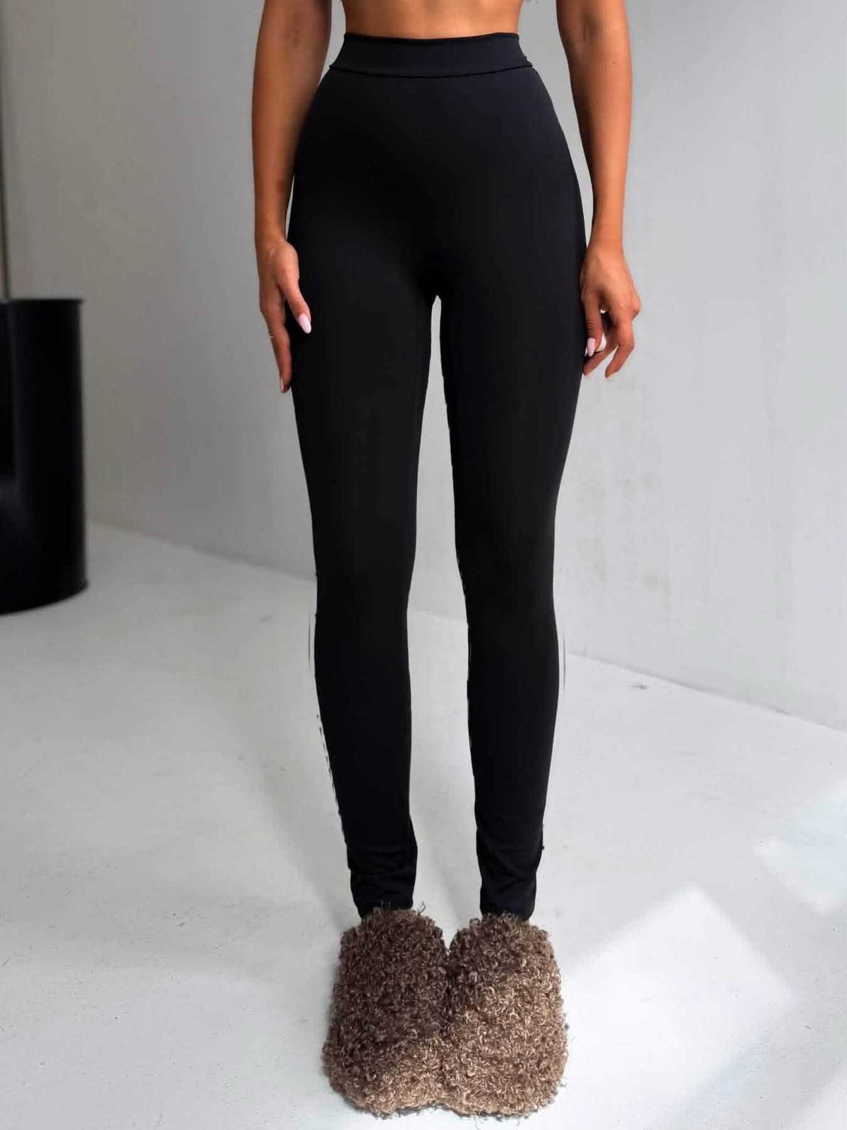 MT Legginsy Modelujące Efekt Push Up Lycra Czarne