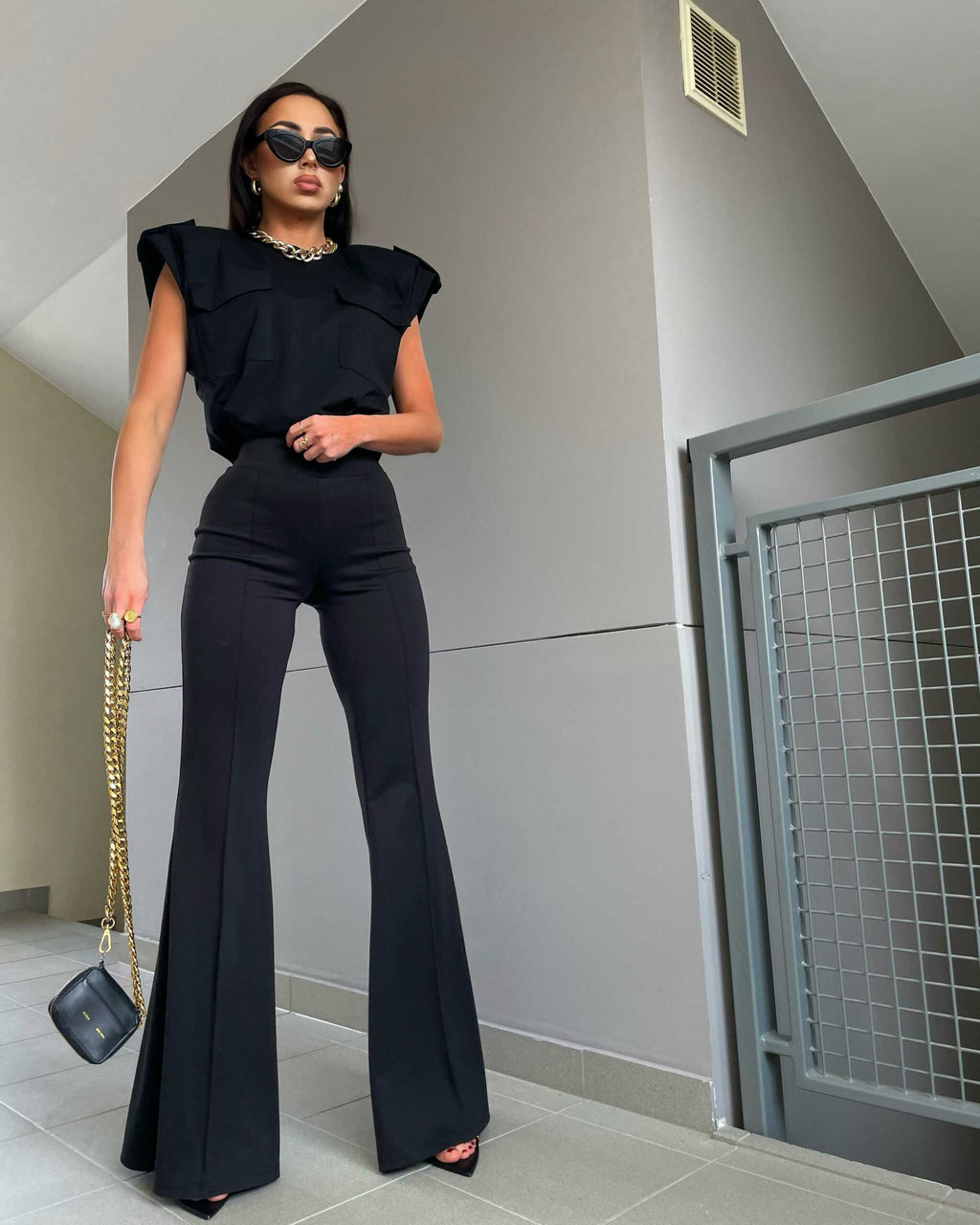 LM068 Eleganckie Spodnie La Milla Dzwony Czarne