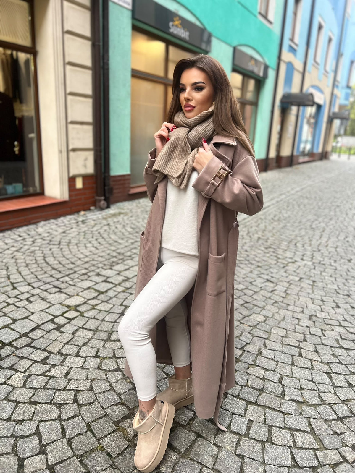 VS179 Długi Płaszcz Przewiszywany w Pasie 50% Wełna Beżowy